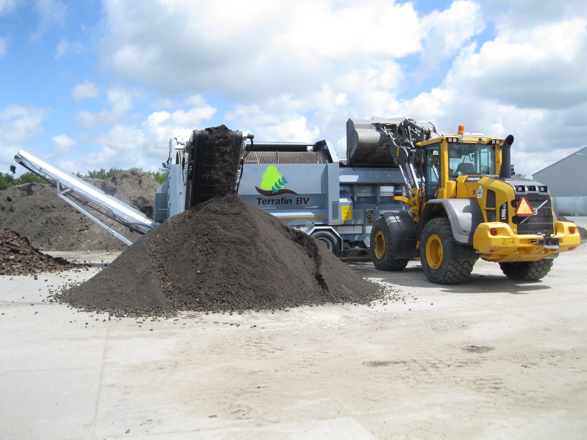 20150508 004 Terrafin BV Grijpskerke Zeefverhuur en Tuingrond